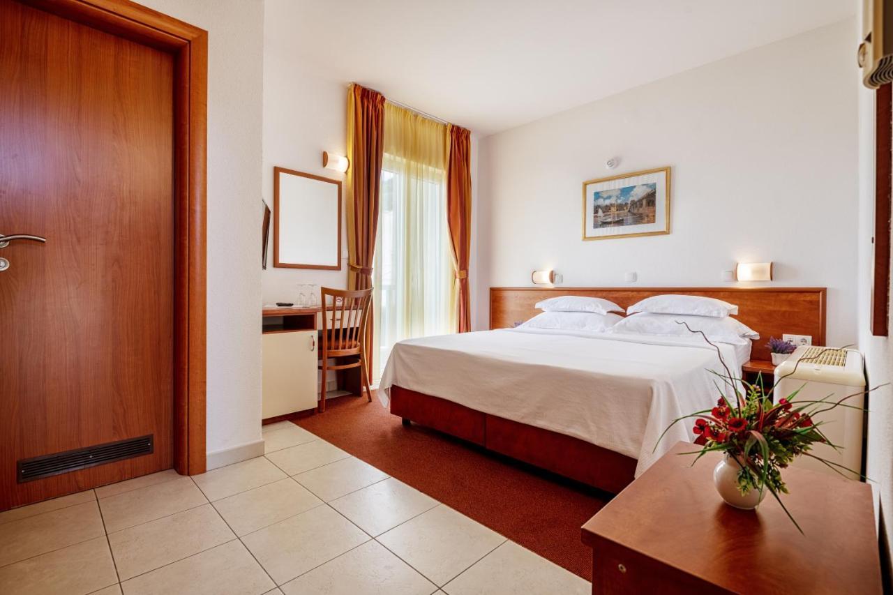 Hotel Posejdon Neum Buitenkant foto