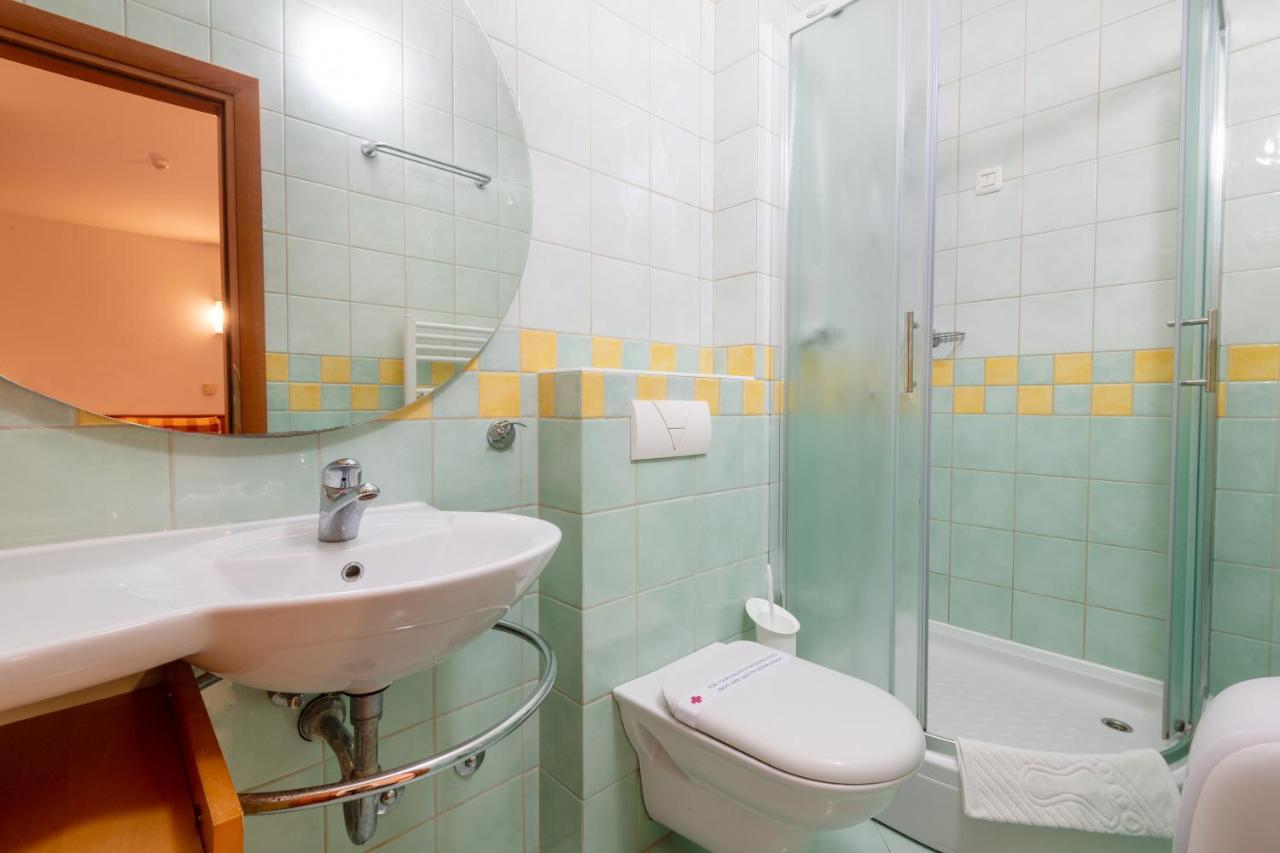 Hotel Posejdon Neum Buitenkant foto