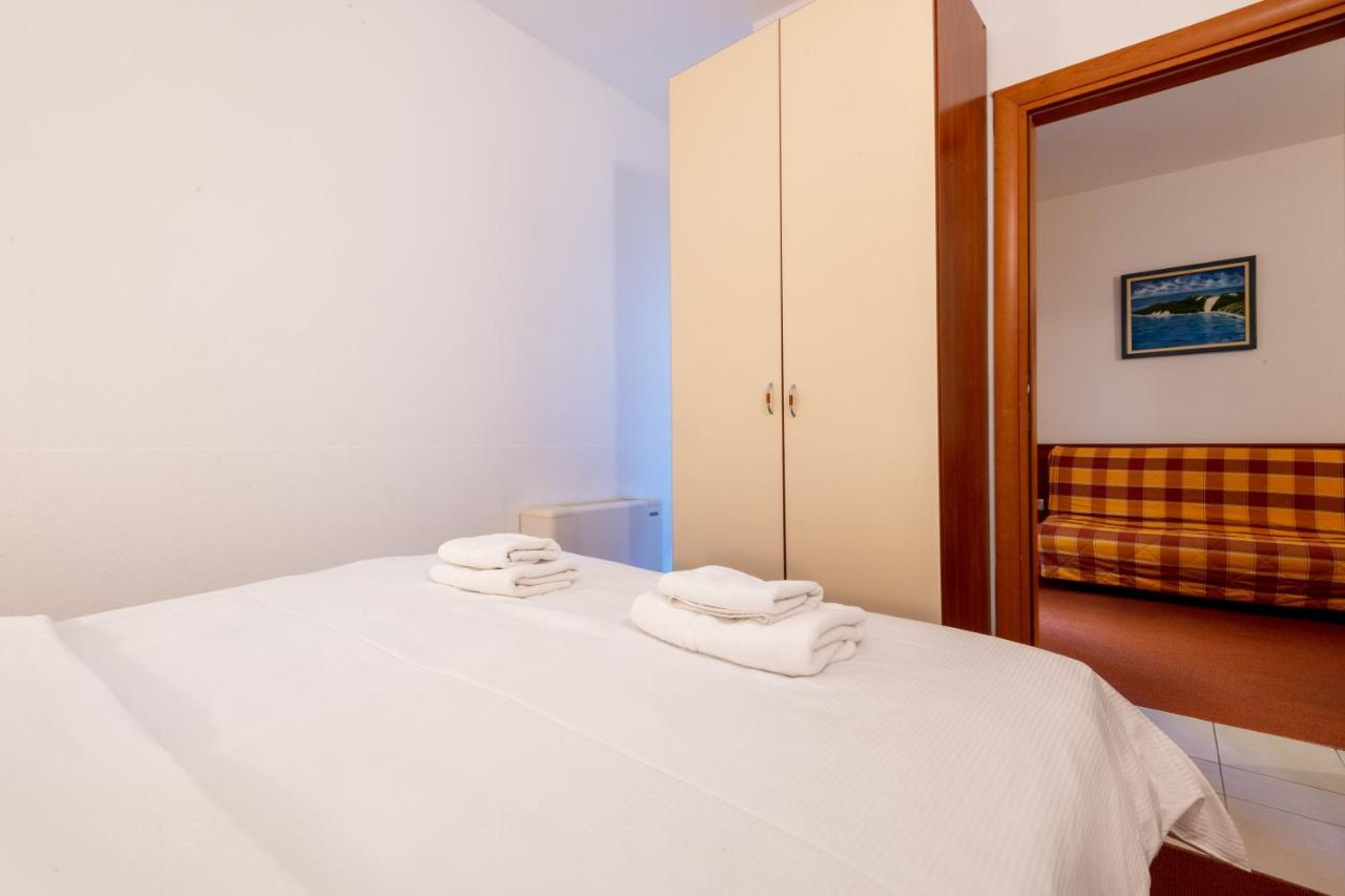 Hotel Posejdon Neum Buitenkant foto